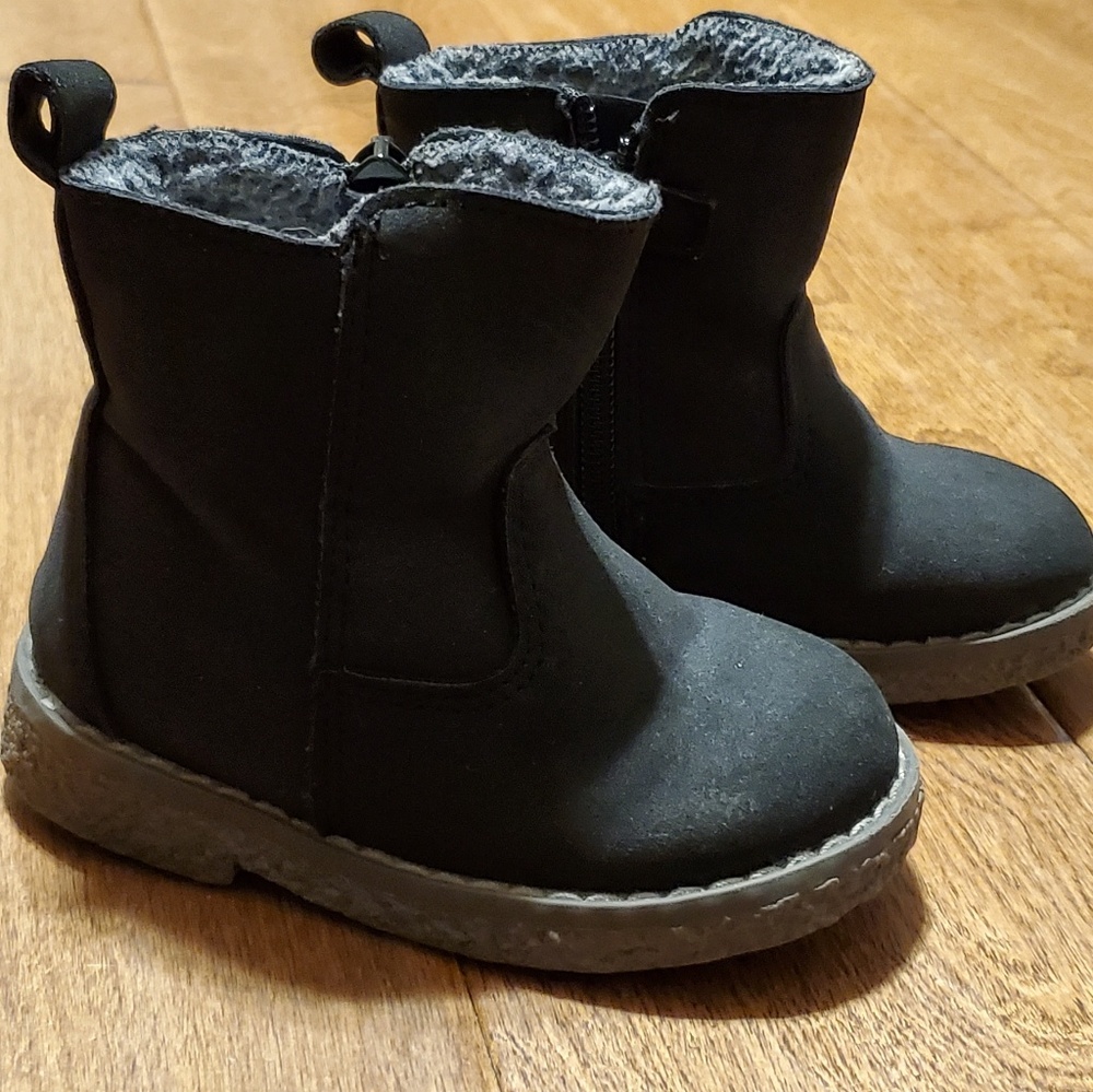 Gap Chelsea boot toddler size 6